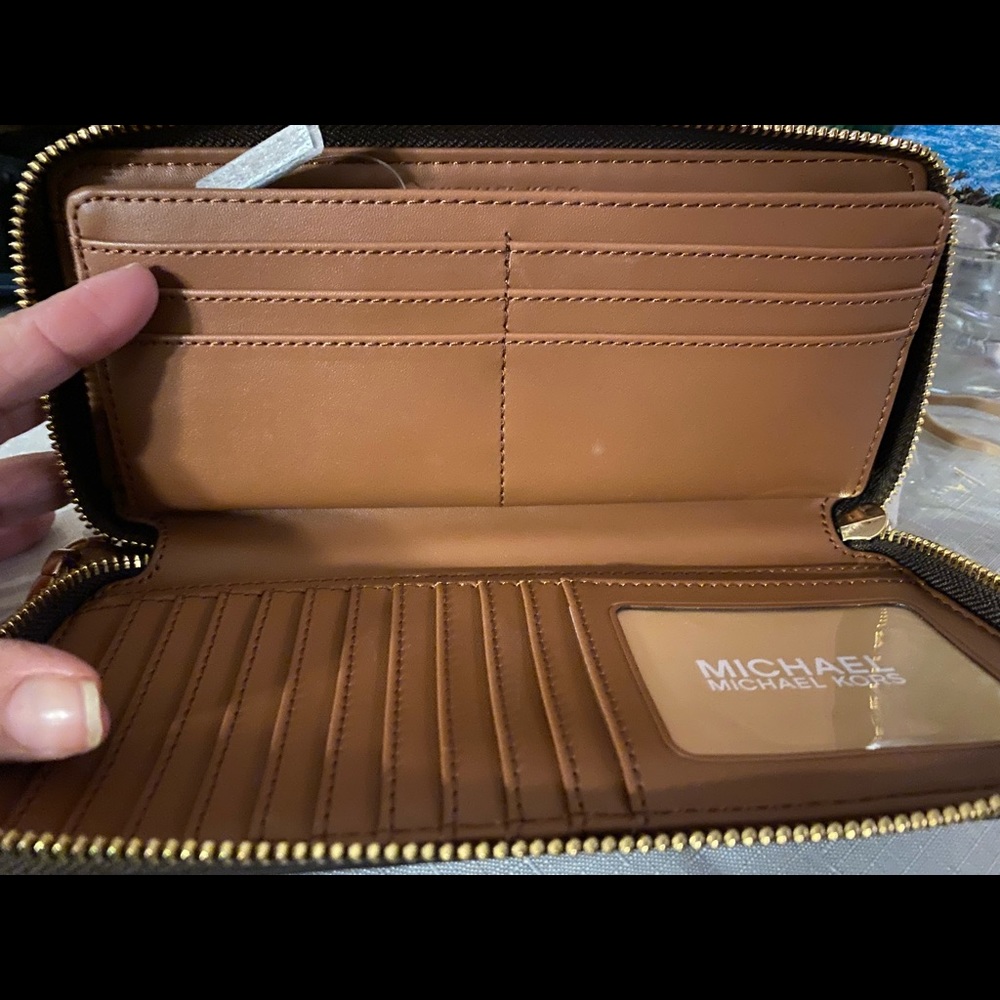 Michael Kors Jet Set Continental Wallet.  Brand new with tags.